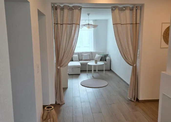 アパート De Charme *